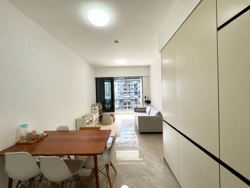 JadeScape, 2 Shunfu Road, 2 Bedrooms, 764 sqft, Condominium For Sale, by Vivienne Zhou, 500184732 - Living Room - PropertyGuru.com.sg