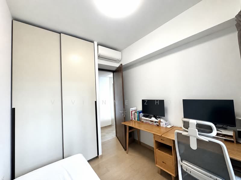 JadeScape, 2 Shunfu Road, 2 Bedrooms, 764 sqft, Condominium For Sale, by Vivienne Zhou, 500184732 - Common Bedroom - PropertyGuru.com.sg