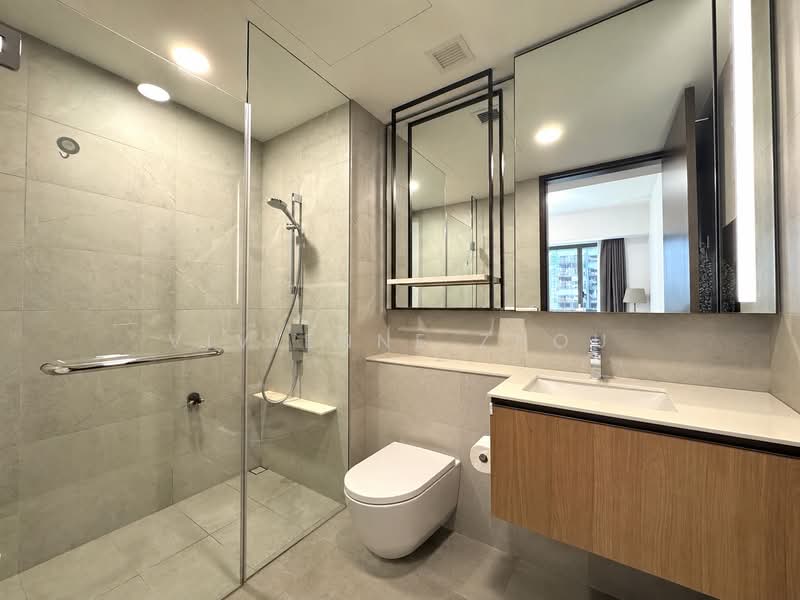 JadeScape, 2 Shunfu Road, 2 Bedrooms, 764 sqft, Condominium For Sale, by Vivienne Zhou, 500184732 - Master Bathroom - PropertyGuru.com.sg