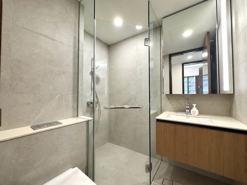 JadeScape, 2 Shunfu Road, 2 Bedrooms, 764 sqft, Condominium For Sale, by Vivienne Zhou, 500184732 - Common Bathroom - PropertyGuru.com.sg