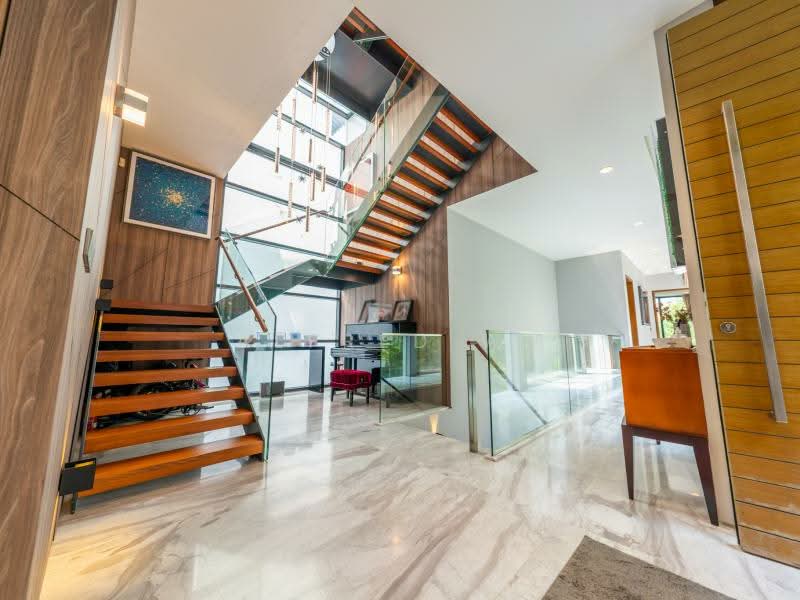 🏡 Prestigious Coronation Road Detached 私宅典范 • 名校一公里, , 5 Bedrooms, 7,500 sqft, Detached House For Sale, by Alfred Wu, 500184745 - Interior - PropertyGuru.com.sg