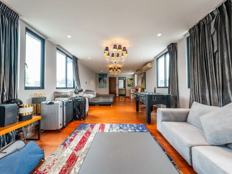 🏡 Prestigious Coronation Road Detached 私宅典范 • 名校一公里, , 5 Bedrooms, 7,500 sqft, Detached House For Sale, by Alfred Wu, 500184745 - Living Room - PropertyGuru.com.sg