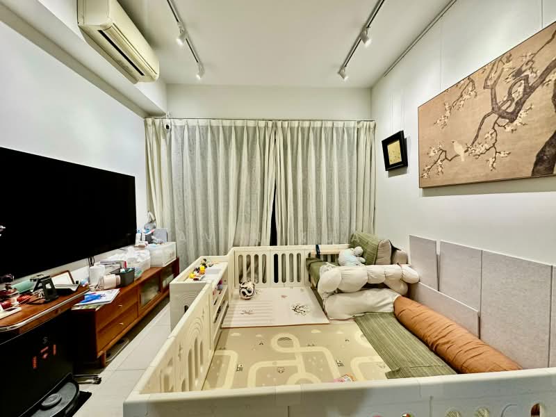 The Palette, 113 Pasir Ris Grove, 3 Bedrooms, 894 sqft, Condominium For Sale, by Kavin Kuah, 500184748 - Living Room - PropertyGuru.com.sg