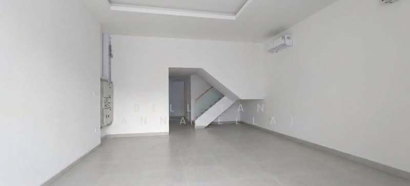 ⭐️⭐️LANDED7772@D20 Best Value Brand New Terrace at Sembawang Hills Estate, Casuarina Road Seraya Cresent Nemesu Ave Thomson, 5 Bedrooms, 3,600 sqft, Terraced House For Sale, by Bell Tan (Annabella), 500184756 - Interior - PropertyGuru.com.sg