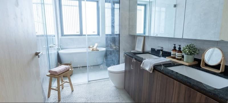 ⭐️⭐️LANDED7772@D20 Best Value Brand New Terrace at Sembawang Hills Estate, Casuarina Road Seraya Cresent Nemesu Ave Thomson, 5 Bedrooms, 3,600 sqft, Terraced House For Sale, by Bell Tan (Annabella), 500184756 - Bathroom - PropertyGuru.com.sg