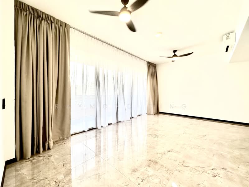 Pasir Ris 8, 8 Pasir Ris Drive 8, 3 Bedrooms, 1,302 sqft, Apartment For Rent, by Raymond Ding, 500184757 - Living Room - PropertyGuru.com.sg