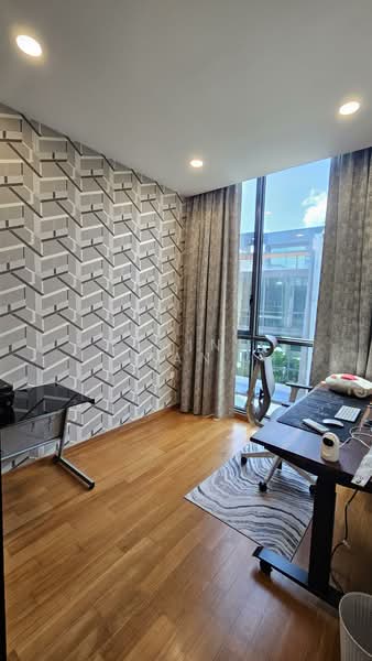 Belgravia Green, Belgravia Drive, 5 Bedrooms, 3,400 sqft, Semi-Detached House For Rent, by Elaine Tan, 500184758 - Study - PropertyGuru.com.sg