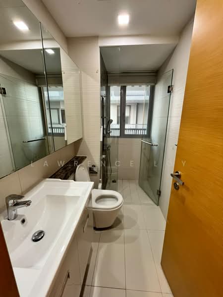 The Scala @ Lorong Chuan, 136 Serangoon Avenue 3, 2 Bedrooms, 904 sqft, Condominium For Rent, by Lawrence Loy, 500184759 - Bathroom - PropertyGuru.com.sg
