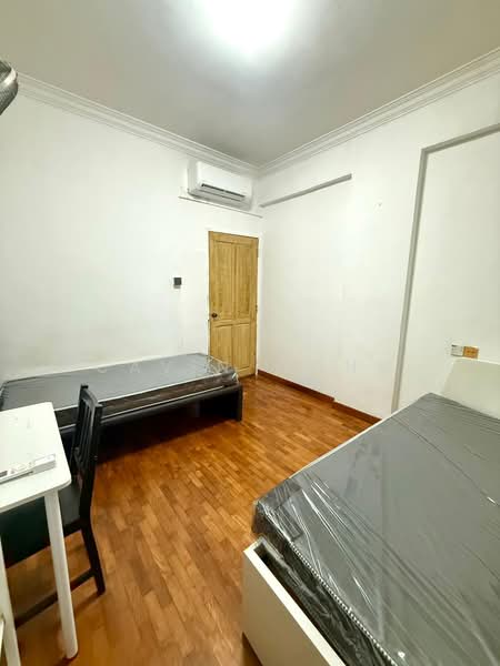 Euro-Asia Park, 25 Woodleigh Close, Room Rental, 60 sqft, Condominium For Rent, by Cavin Wong, 500184762 - Bedroom - PropertyGuru.com.sg