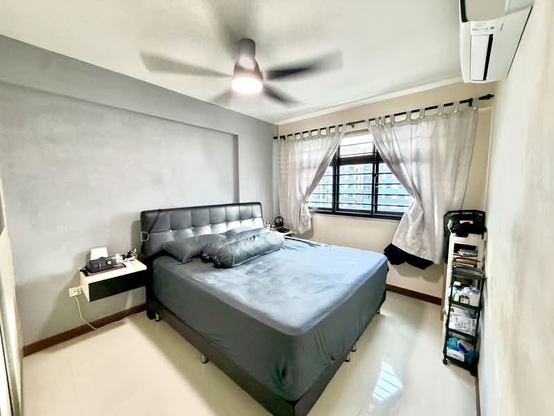 808C Choa Chu Kang Avenue 1, 808C Choa Chu Kang Avenue 1, 3 Bedrooms, 990 sqft, HDB Flat For Sale, by Hidayat Shariff, 500184763 - Bedroom - PropertyGuru.com.sg