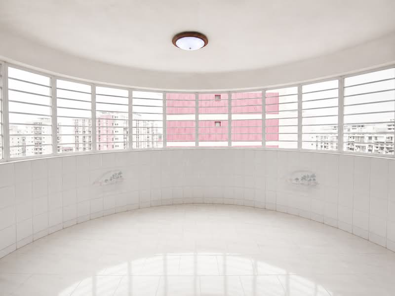649 Hougang Avenue 8, 649 Hougang Avenue 8, 3 Bedrooms, 1,292 sqft, HDB Flat For Sale, by Lim Jing Tuan (Benedict), 500184766 - Balcony - PropertyGuru.com.sg