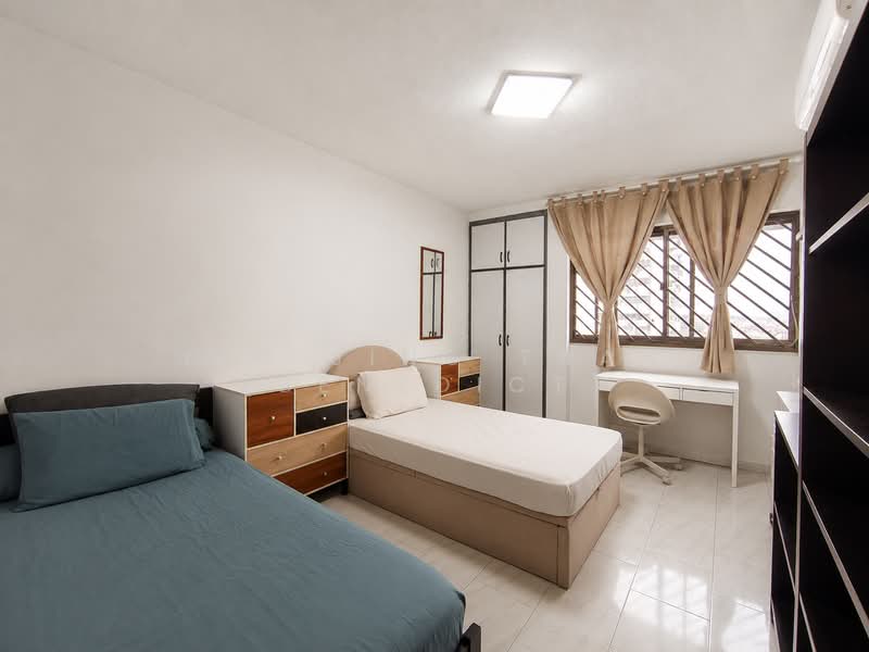 649 Hougang Avenue 8, 649 Hougang Avenue 8, 3 Bedrooms, 1,292 sqft, HDB Flat For Sale, by Lim Jing Tuan (Benedict), 500184766 - Bedroom - PropertyGuru.com.sg