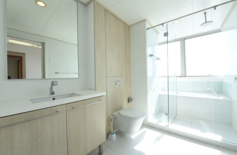 The Sail @ Marina Bay, 6 Marina Boulevard, 4 Bedrooms, 2,200 sqft, Condominium For Rent, by Eqsha Kaur, 500184767 - Bathroom - PropertyGuru.com.sg