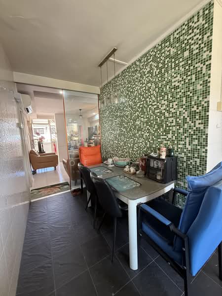 87 Commonwealth Close, 87 Commonwealth Close, 2 Bedrooms, 624 sqft, HDB Flat For Sale, by Joe Wong, 500184768 - Dining Room - PropertyGuru.com.sg