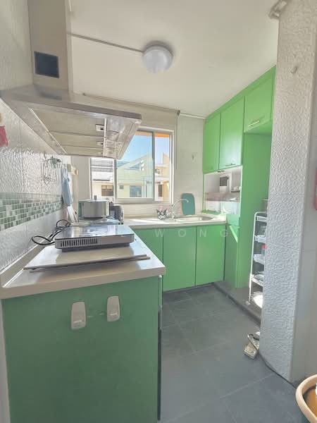 87 Commonwealth Close, 87 Commonwealth Close, 2 Bedrooms, 624 sqft, HDB Flat For Sale, by Joe Wong, 500184768 - Kitchen - PropertyGuru.com.sg