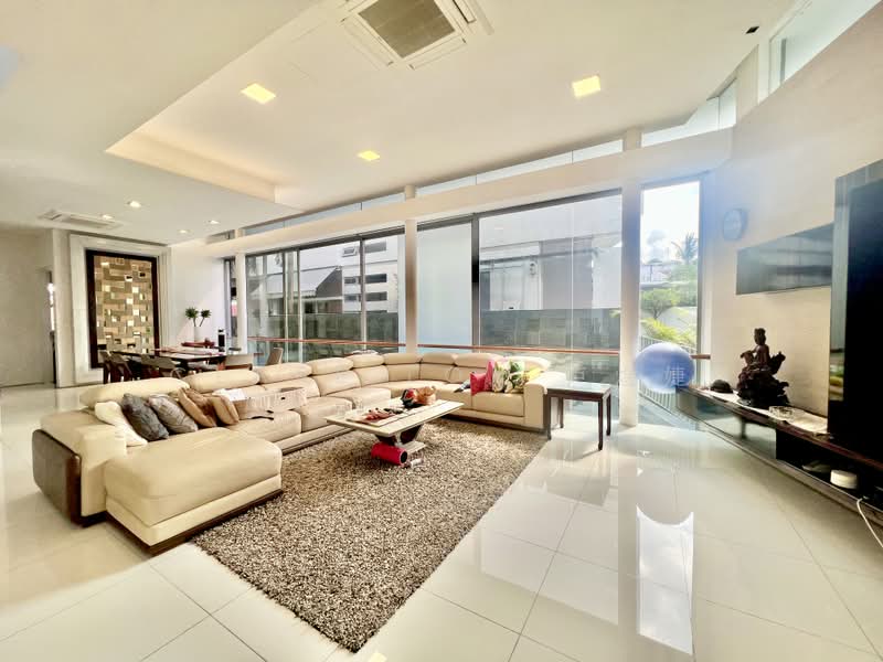 Braddell Heights Estate, Matlock Rise, 7 Bedrooms, 6,000 sqft, Bungalow House For Sale, by Clare Loh 卢煜婕, 500184777 - Living Room - PropertyGuru.com.sg