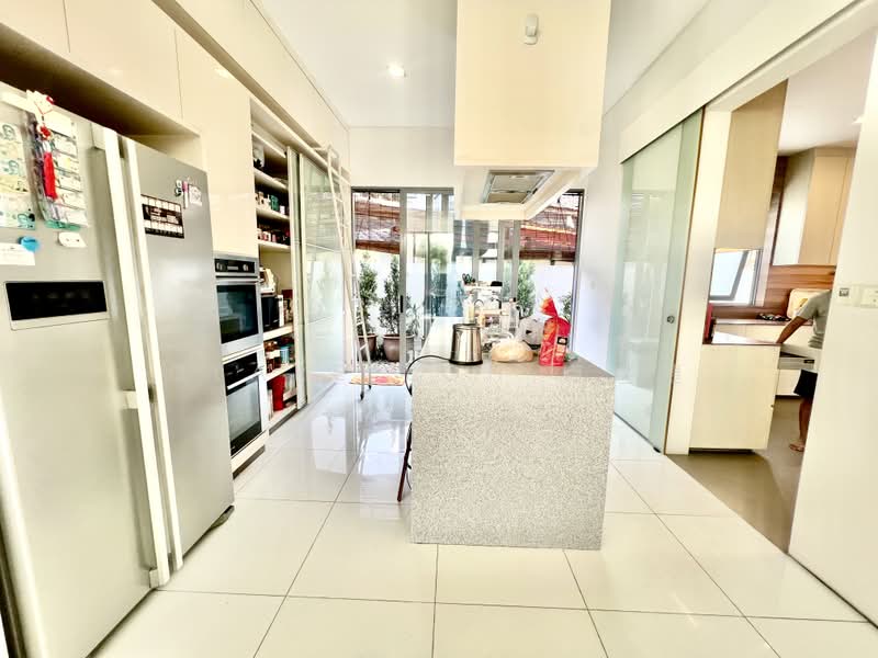Braddell Heights Estate, Matlock Rise, 7 Bedrooms, 6,000 sqft, Bungalow House For Sale, by Clare Loh 卢煜婕, 500184777 - Kitchen - PropertyGuru.com.sg