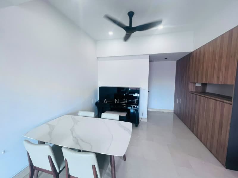 Duchess Crest, 84 Duchess Avenue, 2 Bedrooms, 936 sqft, Condominium For Sale, by Stephanie Soh, 500184781 - Dining Room - PropertyGuru.com.sg
