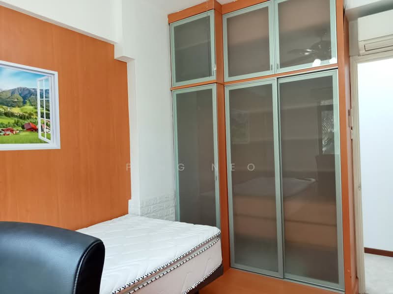Summerdale, 10 Boon Lay Drive, Room Rental, 180 sqft, Condominium For Rent, by Ping Neo, 500184783 - Bedroom - PropertyGuru.com.sg