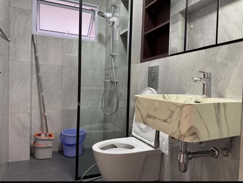 148 Mei Ling Street, 148 Mei Ling Street, 4 Bedrooms, 1,614 sqft, HDB Flat For Sale, by Ade Chua, 500184784 - Bathroom - PropertyGuru.com.sg