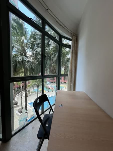Summerdale, 6 Boon Lay Drive, Boon Lay / Jurong / Tuas, Room Rental, 150 sqft, Condominium For Rent, by Ping Neo, 500184787 - Study - PropertyGuru.com.sg