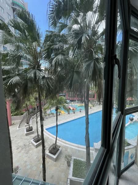 Summerdale, 6 Boon Lay Drive, Boon Lay / Jurong / Tuas, Room Rental, 150 sqft, Condominium For Rent, by Ping Neo, 500184787 - Pool - PropertyGuru.com.sg