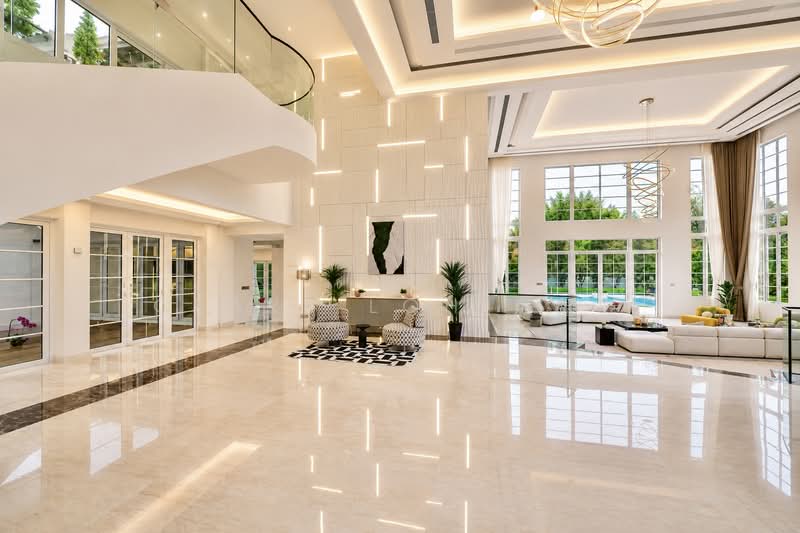 89*666882 Residence in Singapore’s Prestigious Embassy District, , 7 Bedrooms, 15,000 sqft, Good Class Bungalow For Rent, by Clare Loh 卢煜婕, 500184791 - Lobby - PropertyGuru.com.sg