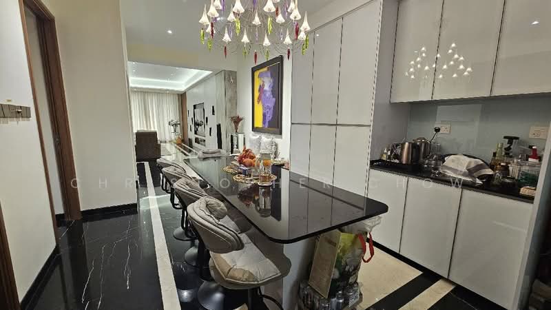 OPERA ESTATE, Opera Estate, 7 Bedrooms, 5,500 sqft, Semi-Detached House For Sale, by Christopher Chow, 500184794 - PropertyGuru.com.sg