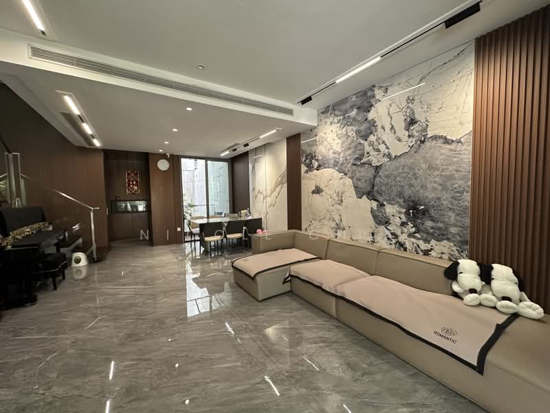 The Woods, Westwood Avenue, 6 Bedrooms, 4,263 sqft, Cluster House For Sale, by Nicole Chia, 500184809 - Living Room - PropertyGuru.com.sg