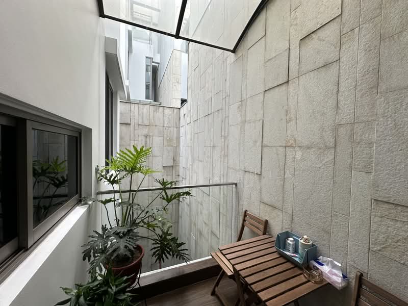 The Woods, Westwood Avenue, 6 Bedrooms, 4,263 sqft, Cluster House For Sale, by Nicole Chia, 500184809 - Balcony - PropertyGuru.com.sg
