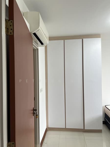 879B Tampines Avenue 8, 879B Tampines Avenue 8, Room Rental, 150 sqft, HDB Flat For Rent, by Petrina Ngo, 500184810 - Interior - PropertyGuru.com.sg