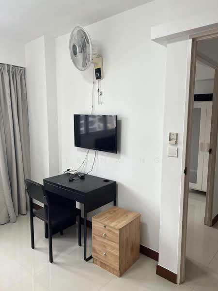 879B Tampines Avenue 8, 879B Tampines Avenue 8, Room Rental, 150 sqft, HDB Flat For Rent, by Petrina Ngo, 500184810 - Study - PropertyGuru.com.sg