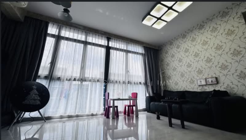 Symphony Suites, 1 Yishun Close, 3 Bedrooms, 893 sqft, Condominium For Sale, by Marcus Lim, 500184811 - Living Room - PropertyGuru.com.sg