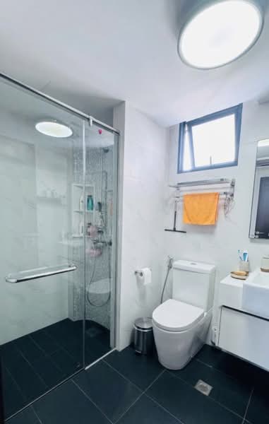 Symphony Suites, 1 Yishun Close, 3 Bedrooms, 893 sqft, Condominium For Sale, by Marcus Lim, 500184811 - Bathroom - PropertyGuru.com.sg