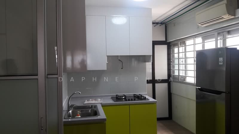 107 Towner Road, 107 Towner Road, 2 Bedrooms, 893 sqft, HDB Flat For Rent, by Daphne Phoa, 500184820 - Kitchen - PropertyGuru.com.sg