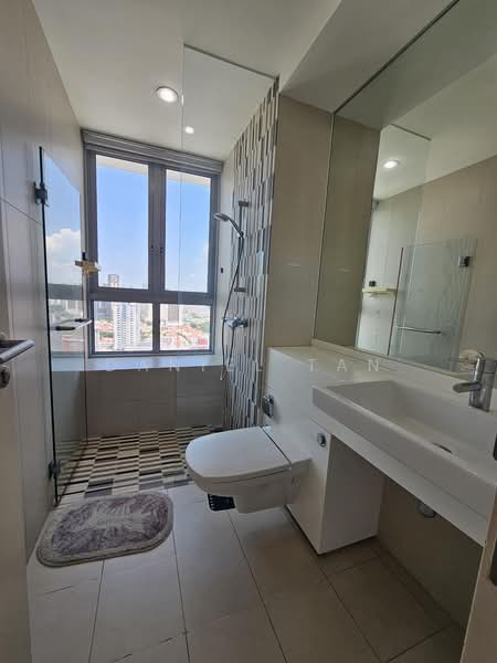 Southbank, 881 North Bridge Road, 2 Bedrooms, 904 sqft, Condominium For Rent, by Daniel Tan, 500184826 - Bathroom - PropertyGuru.com.sg