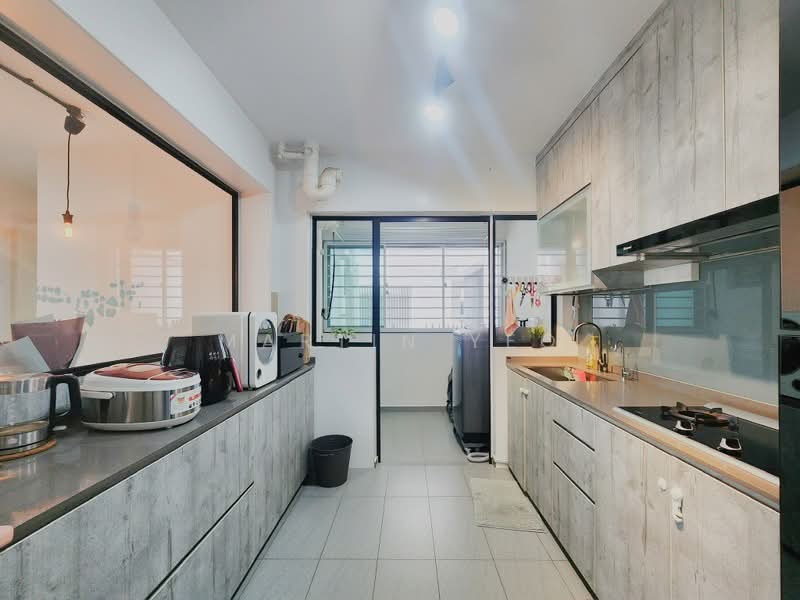 684D Edgedale Plains, 684D Edgedale Plains, 3 Bedrooms, 1,001 sqft, HDB Flat For Sale, by Martin Yeo, 500184848 - PropertyGuru.com.sg