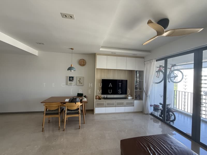 Riversails, 8 Upper Serangoon Crescent, 2 Bedrooms, 883 sqft, Condominium For Rent, by Teck Huat Sim (Remus), 500184851 - Living Room - PropertyGuru.com.sg