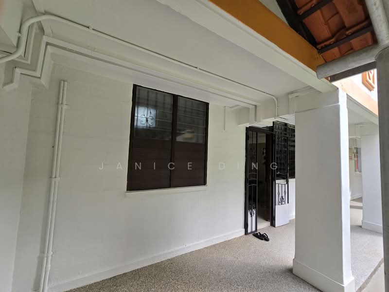 88 Commonwealth Close, 88 Commonwealth Close, 2 Bedrooms, 645 sqft, HDB Flat For Sale, by Janice Ding, 500184858 - Exterior - PropertyGuru.com.sg