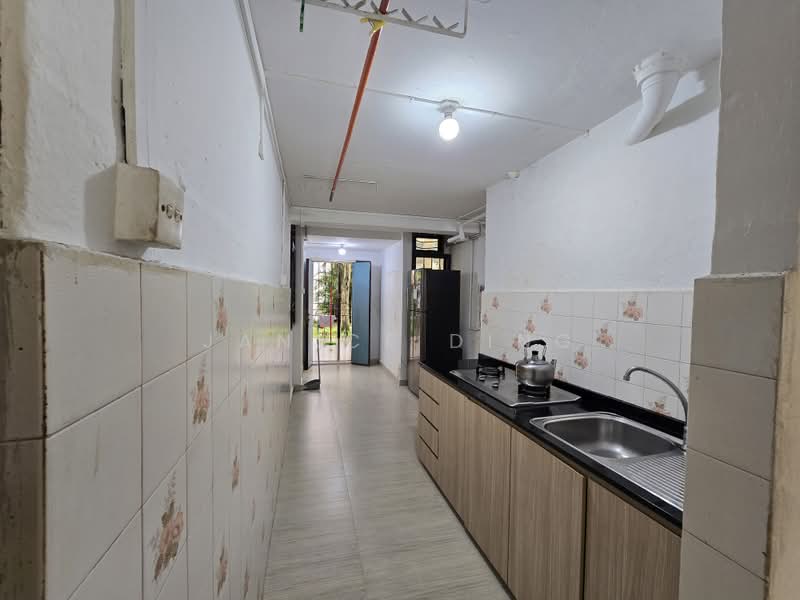 88 Commonwealth Close, 88 Commonwealth Close, 2 Bedrooms, 645 sqft, HDB Flat For Sale, by Janice Ding, 500184858 - Kitchen - PropertyGuru.com.sg