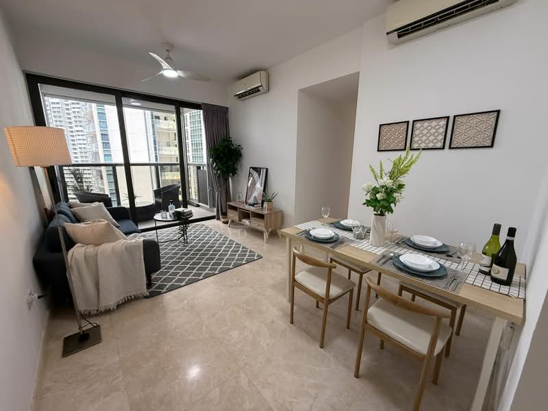 Commonwealth Towers, , 3 Bedrooms, 904 sqft, Condominium For Sale, by Cindy Tay, 500184870 - Living Room - PropertyGuru.com.sg