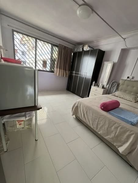 42A Sims Drive, 42A Sims Drive, 4 Bedrooms, 1,313 sqft, HDB Flat For Sale, by Faith Wong 王蕙蕙, 500184875 - Bedroom - PropertyGuru.com.sg