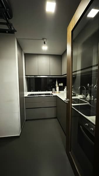 Waterbay, 47 Edgefield Plains, 3 Bedrooms, 1,098 sqft, Executive Condominium For Sale, by Shawn Wang, 500184878 - Kitchen - PropertyGuru.com.sg