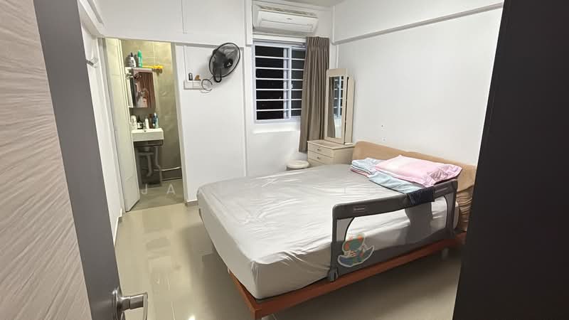 706 Clementi West Street 2, 706 Clementi West Street 2, Room Rental, 150 sqft, HDB Flat For Rent, by Jasmine Low, 500184880 - Bedroom - PropertyGuru.com.sg
