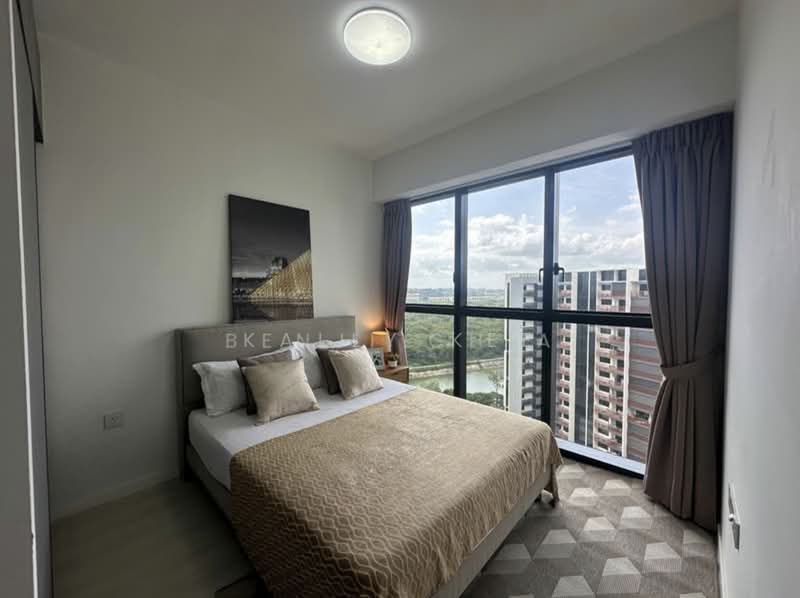 Riverfront Residences, 41 Hougang Avenue 7, 2 Bedrooms, 861 sqft, Condominium For Sale, by Kally Kee, 500184889 - Master Bedroom - PropertyGuru.com.sg