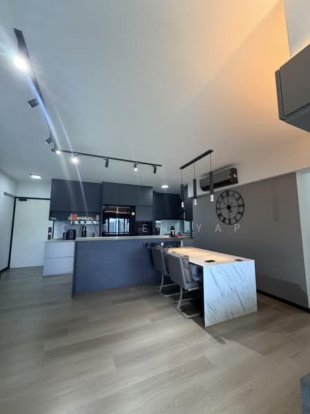 519B Tampines Central 8, 519B Tampines Central 8, 3 Bedrooms, 1,162 sqft, HDB Flat For Sale, by Carmen Yap, 500184901 - Kitchen - PropertyGuru.com.sg