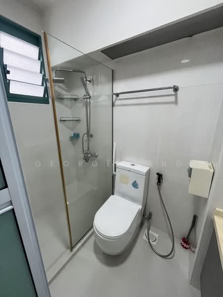 688D Woodlands Drive 75, 688D Woodlands Drive 75, Room Rental, 350 sqft, HDB Flat For Rent, by George Wang, 500184911 - Bathroom - PropertyGuru.com.sg
