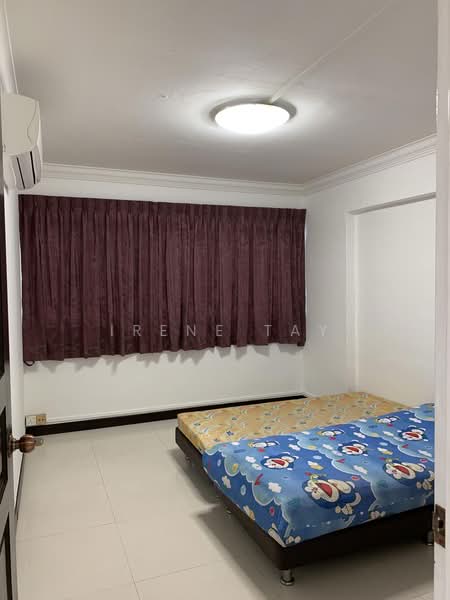 220 Jurong East Street 21, 220 Jurong East Street 21, 3 Bedrooms, 1,270 sqft, HDB Flat For Sale, by Irene Tay, 500184912 - Bedroom - PropertyGuru.com.sg