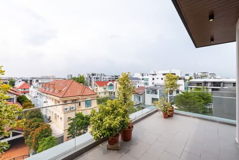 Grace Garden, Jalan Baiduri, 6 Bedrooms, 7,500 sqft, Corner Terrace For Sale, by Tricia Tay, 500184914 - Balcony - PropertyGuru.com.sg