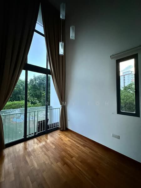 Spottiswoode 18, 18 Spottiswoode Park Road, Room Rental, 250 sqft, Condominium For Rent, by Jeremy Toh, 500184916 - Balcony - PropertyGuru.com.sg